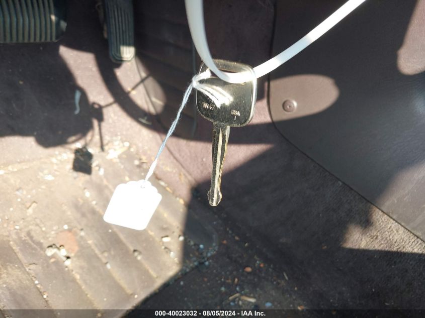 1994 Toyota Camry Le VIN: JT2SK12E4R0223472 Lot: 40023032