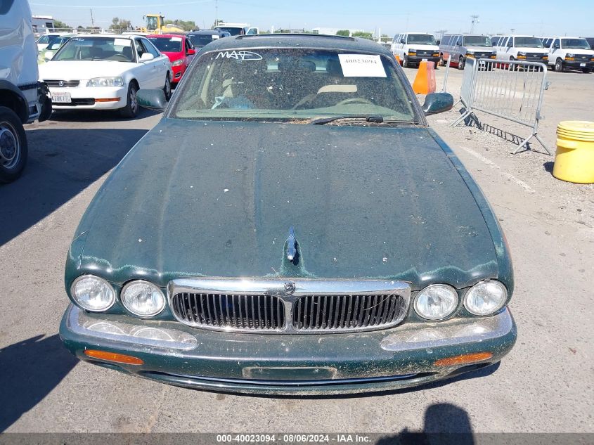 1998 Jaguar Xj8 VIN: SAJHX1244WC812768 Lot: 40023094