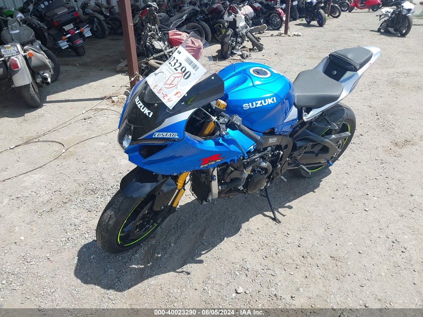 2023 SUZUKI GSX-R1000 R - JS1DM11M1P7100004