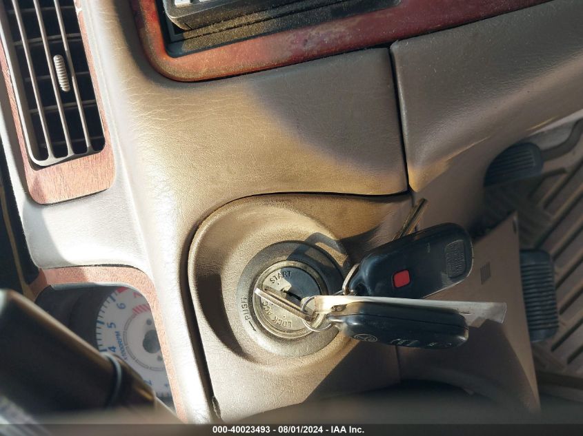 2000 Toyota Camry Le VIN: 4T1BG22K6YU752042 Lot: 40023493