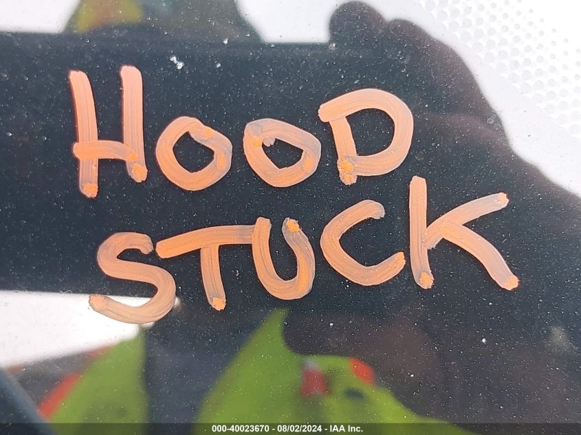 2002 Ford Thunderbird VIN: 1FAHP60A82Y127292 Lot: 40023670