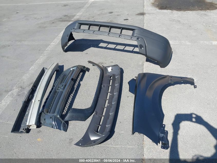 2004 Honda Pilot Ex VIN: 5FNYF18494B009799 Lot: 40023841