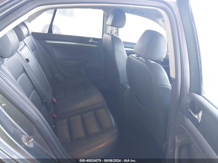 2008 Volkswagen Jetta Se/Sel VIN: 3VWRM71K38M075642 Lot: 40024079