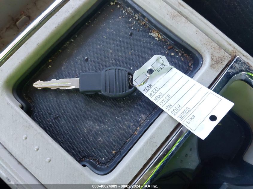 2011 Chrysler Town & Country Touring VIN: 2A4RR5DG4BR784669 Lot: 40024089