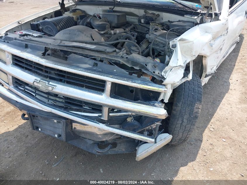 1998 Chevrolet Gmt-400 K1500 VIN: 1GCEK19R2WE150095 Lot: 40024219