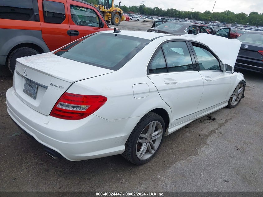 2014 MERCEDES-BENZ C 300 LUXURY 4MATIC/SPORT 4MATIC - WDDGF8AB8ER321384