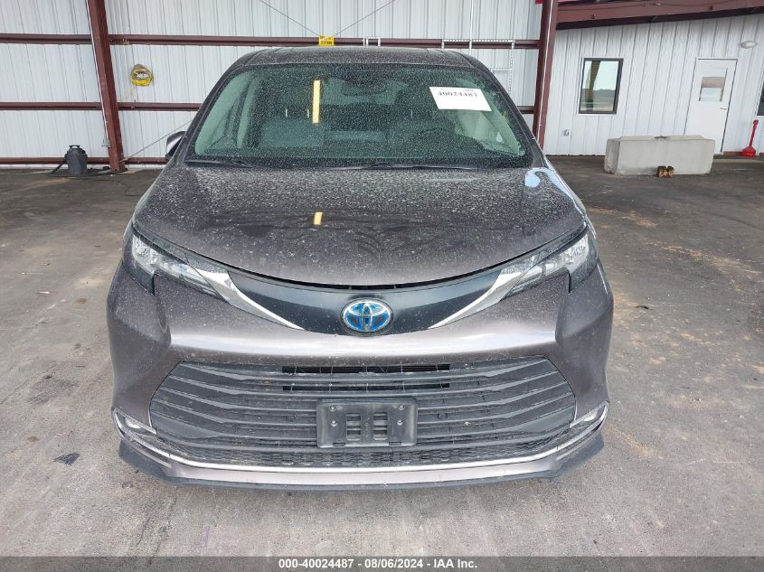 VIN 5TDYSKFC4MS025738 2021 Toyota Sienna, Xle no.12