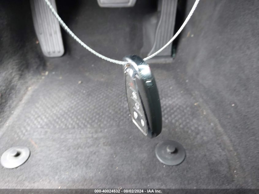 2022 Chevrolet Camaro Rwd Lt1 VIN: 1G1FF1R79N0102976 Lot: 40024532