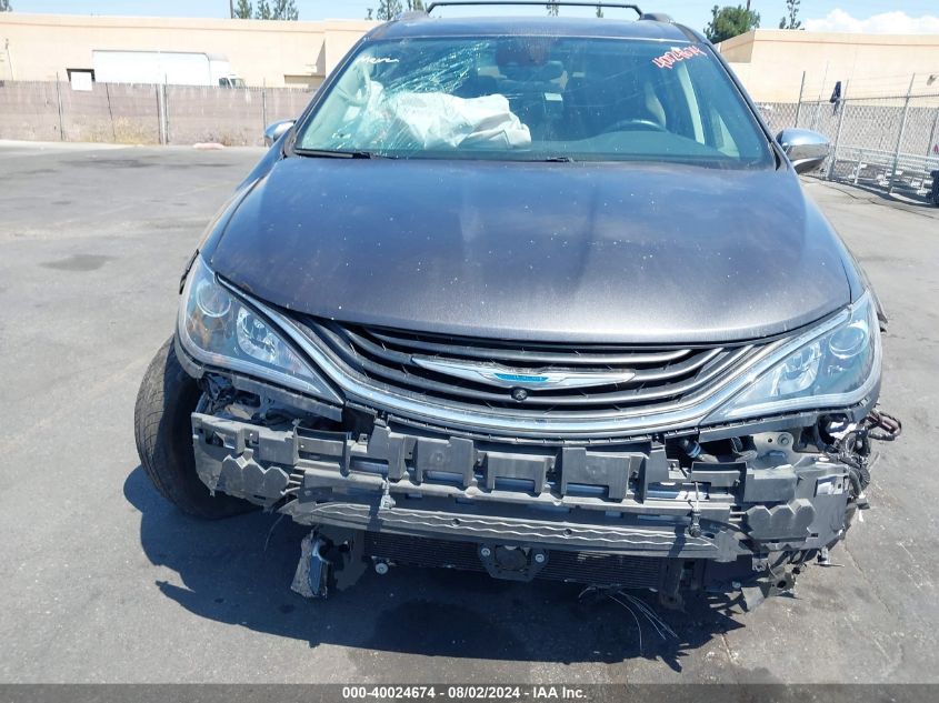 2018 Chrysler Pacifica Hybrid Limited VIN: 2C4RC1N78JR213716 Lot: 40024674