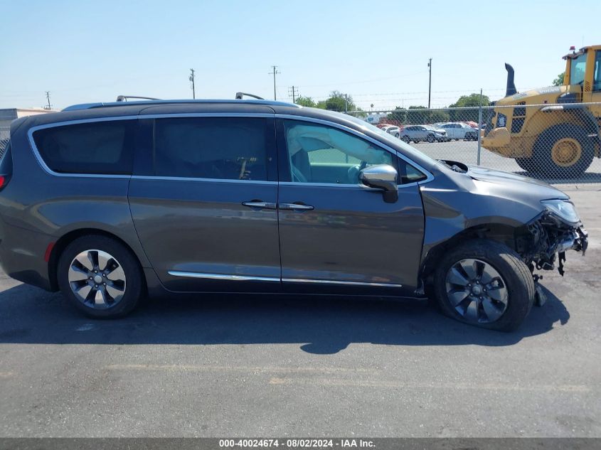 2018 Chrysler Pacifica Hybrid Limited VIN: 2C4RC1N78JR213716 Lot: 40024674