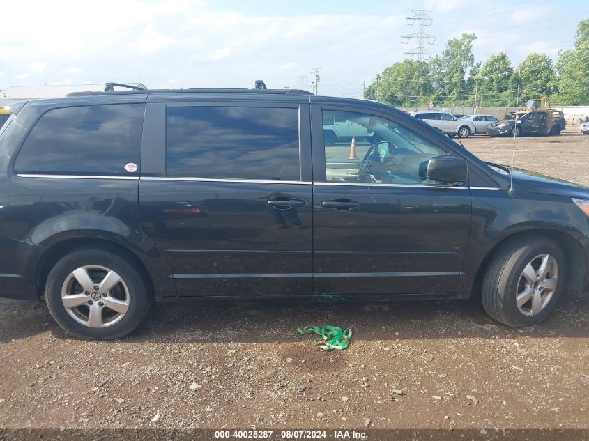 2011 Volkswagen Routan Se VIN: 2V4RW3DG4BR642573 Lot: 40025287