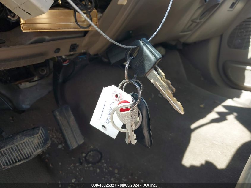 2004 Ford F-350 Lariat/Xl/Xlt VIN: 1FTSW30P04EC21547 Lot: 40025327