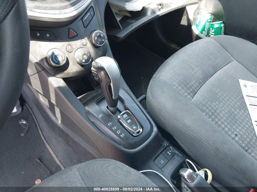 2019 Chevrolet Sonic Lt Auto VIN: 1G1JG6SB2K4136832 Lot: 40025509