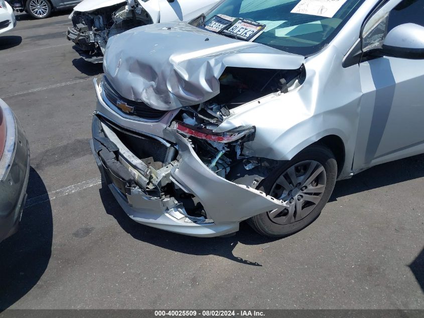 2019 Chevrolet Sonic Lt Auto VIN: 1G1JG6SB2K4136832 Lot: 40025509