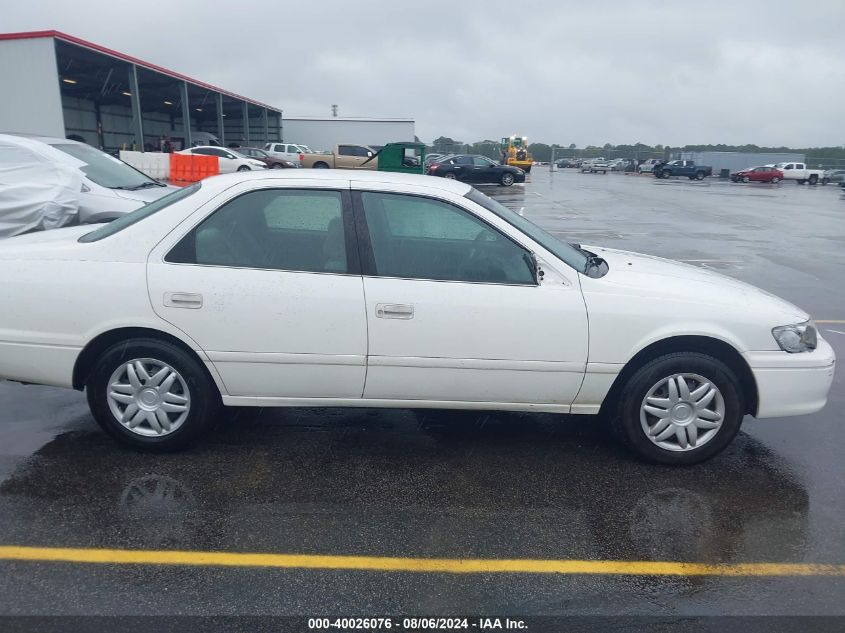 2000 Toyota Camry Le VIN: 4T1BG22K4YU956340 Lot: 40026076