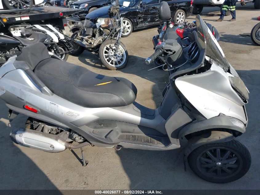 2009 Piaggio Mp3 250 VIN: ZAPM479M695003844 Lot: 40026077