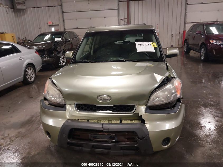 2010 Kia Soul + VIN: KNDJT2A2XA7104110 Lot: 40026310