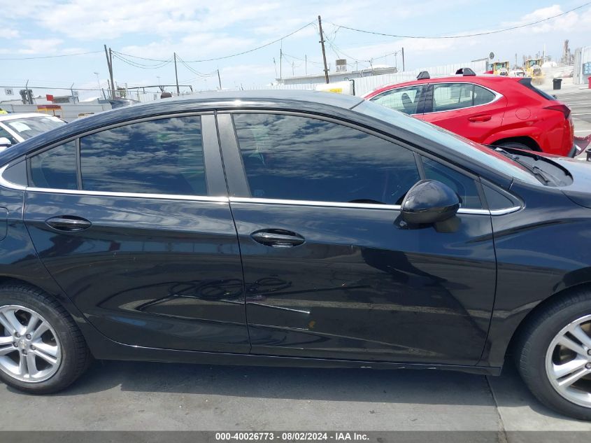 2018 Chevrolet Cruze Lt Auto VIN: 1G1BE5SM8J7219975 Lot: 40026773