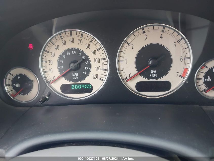 2001 Chrysler Town & Country Limited VIN: 2C8GT64L41R178576 Lot: 40027108