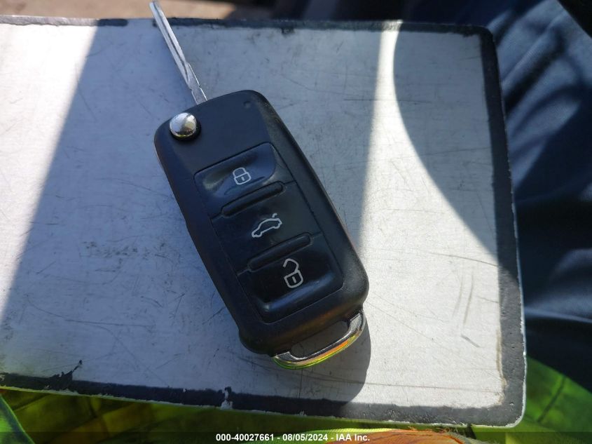 2012 Volkswagen Passat 2.5L Se VIN: 1VWBP7A34CC043889 Lot: 40027661