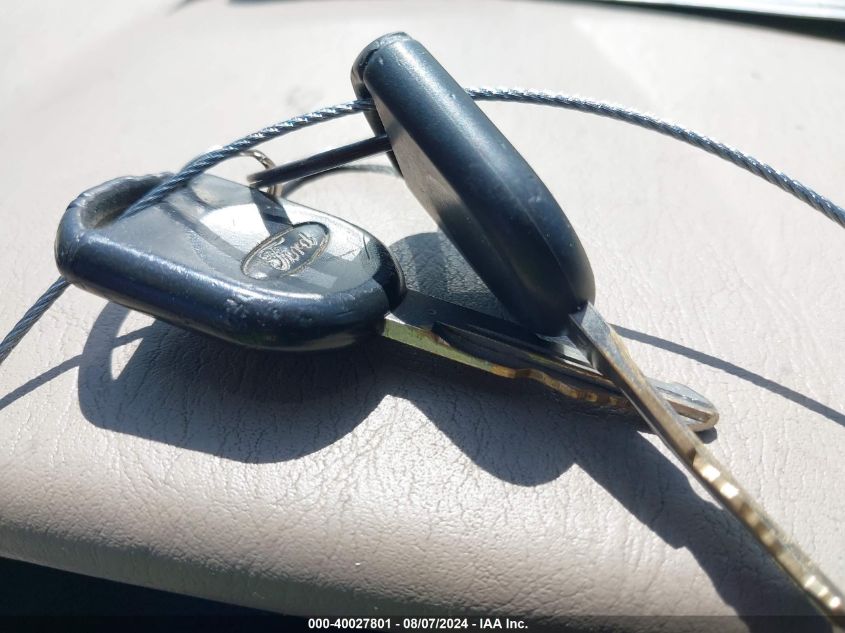 2005 Ford Escape Xls VIN: 1FMYU02Z65KD53577 Lot: 40027801