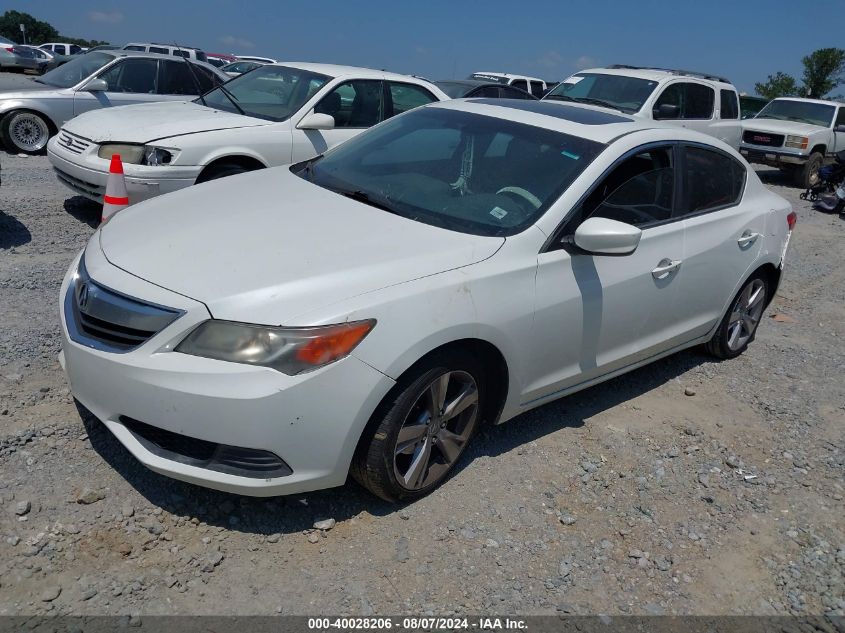 2014 Acura Ilx 2.0L VIN: 19VDE1F39EE010706 Lot: 40028206