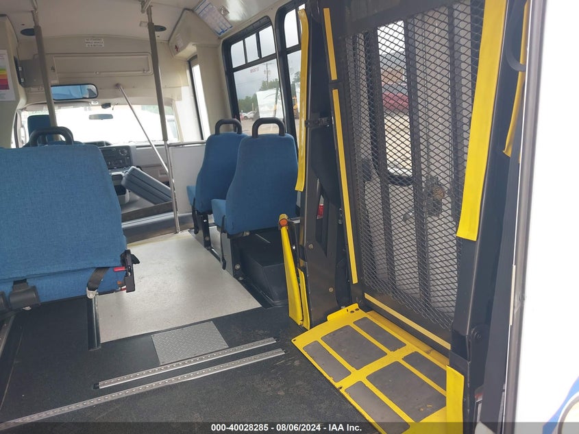 2013 Ford Econoline E350 Super Duty Ctway Van VIN: 1FDEE3FL0DDA50790 Lot: 40028285