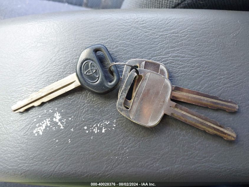 1997 Toyota Rav4 VIN: JT3HP10V3V0152253 Lot: 40028376