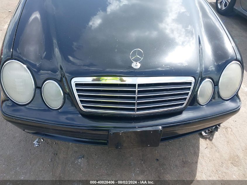 2000 Mercedes-Benz Clk 430 VIN: WDBLK70G1YT035555 Lot: 40028406