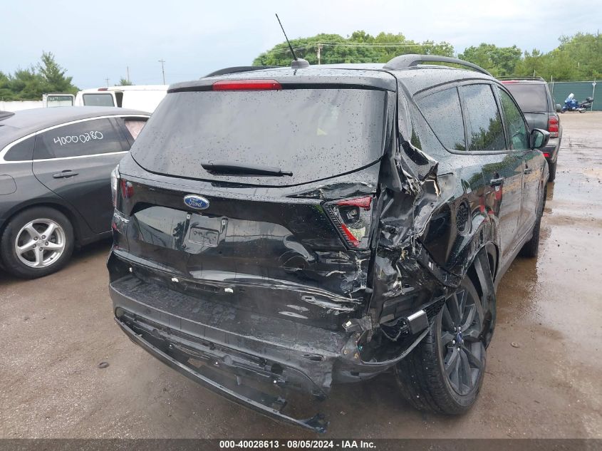 2017 FORD ESCAPE SE - 1FMCU9GD9HUA31892