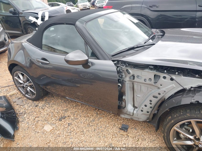 VIN JM1NDAD77P0555948 2023 MAZDA MX-5 MIATA GRAND TOURING
