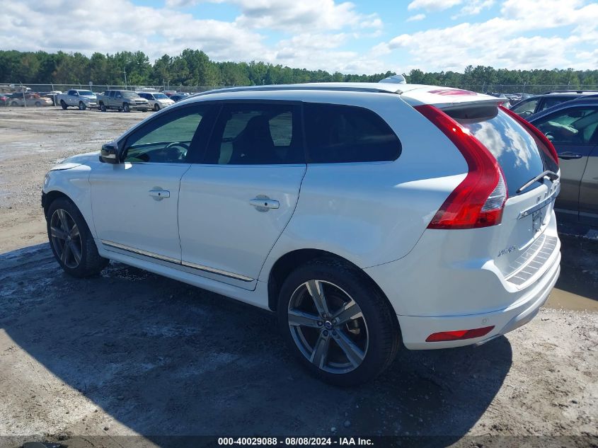 2017 Volvo Xc60 T5/Dynamic VIN: YV440MDR2H2015758 Lot: 40029088