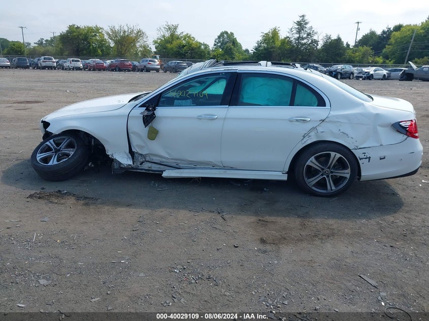 2018 MERCEDES-BENZ E 300 4MATIC - WDDZF4KB2JA438192