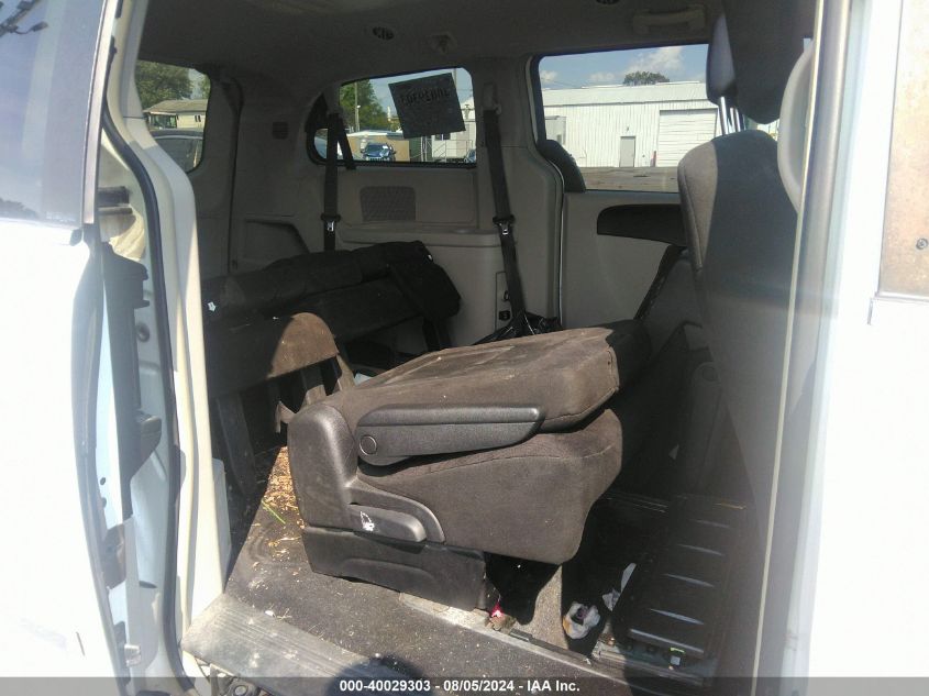 2011 Chrysler Town & Country Touring VIN: 2A4RR5DG3BR735320 Lot: 40029303