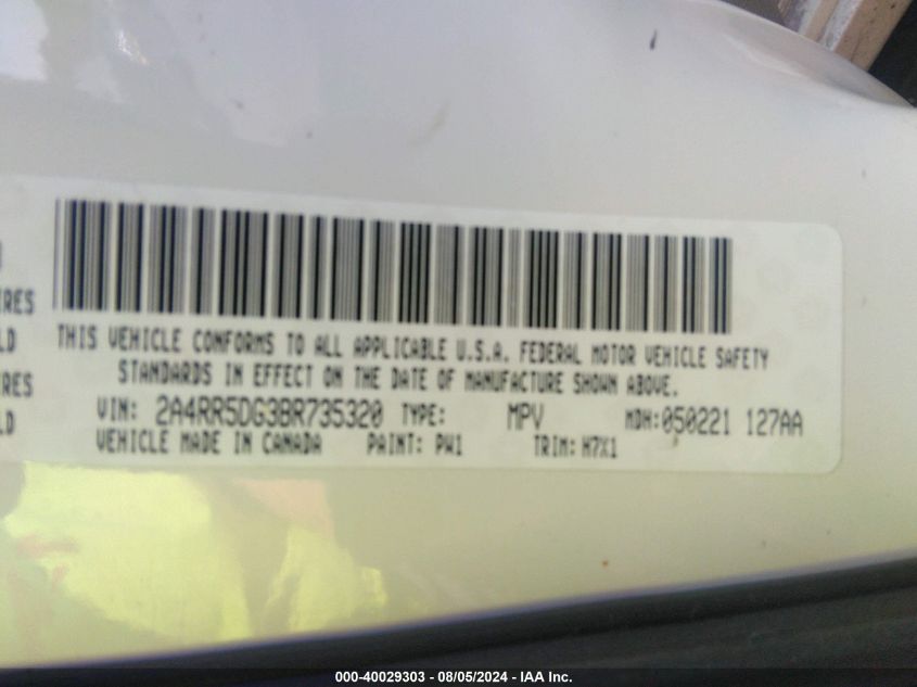 2011 Chrysler Town & Country Touring VIN: 2A4RR5DG3BR735320 Lot: 40029303