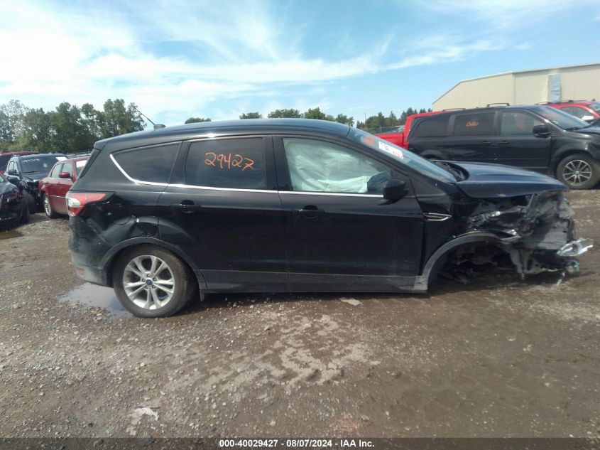 2017 Ford Escape Se VIN: 1FMCU9GD0HUC77858 Lot: 40029427