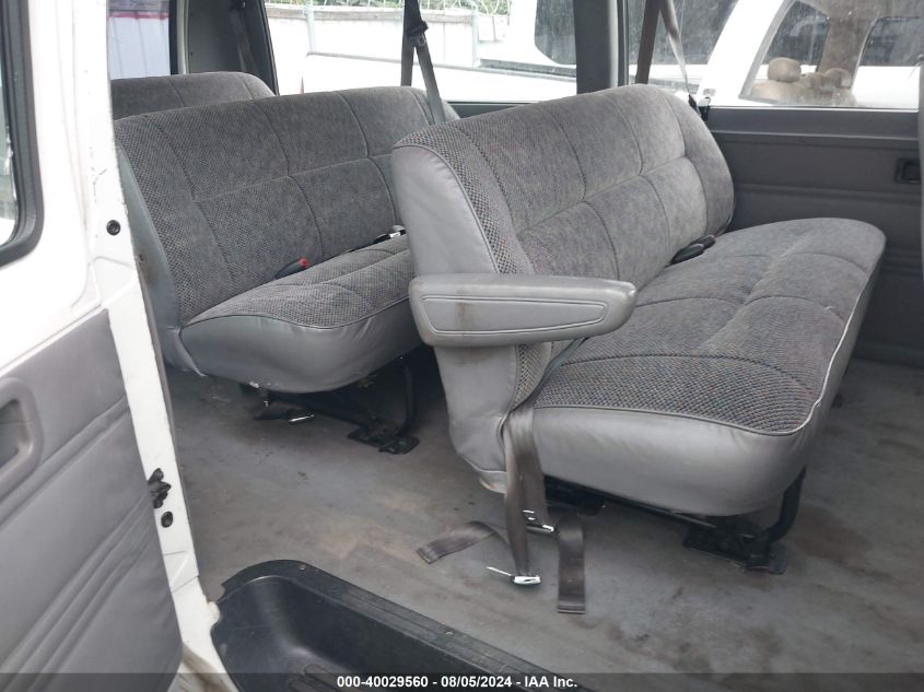 2000 Dodge Ram Wagon 2500 VIN: 2B5WB25Y4YK178656 Lot: 40029560