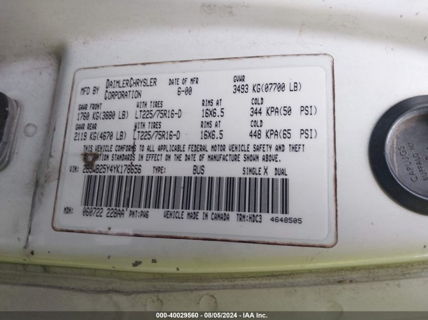 2000 Dodge Ram Wagon 2500 VIN: 2B5WB25Y4YK178656 Lot: 40029560