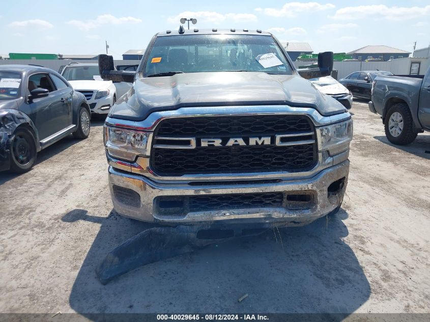 2019 Ram 3500 Tradesman 4X4 8' Box VIN: 3C63RRGLXKG665064 Lot: 40029645