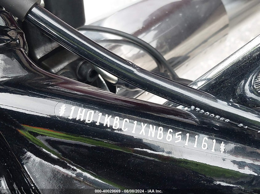 2022 HARLEY-DAVIDSON FLHX - 1HD1KBC1XNB651161