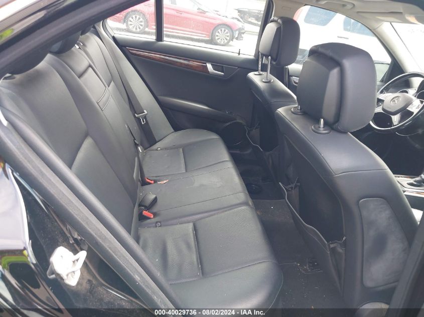 2013 Mercedes-Benz C 250 Luxury/Sport VIN: WDDGF4HB4DA864209 Lot: 40029736