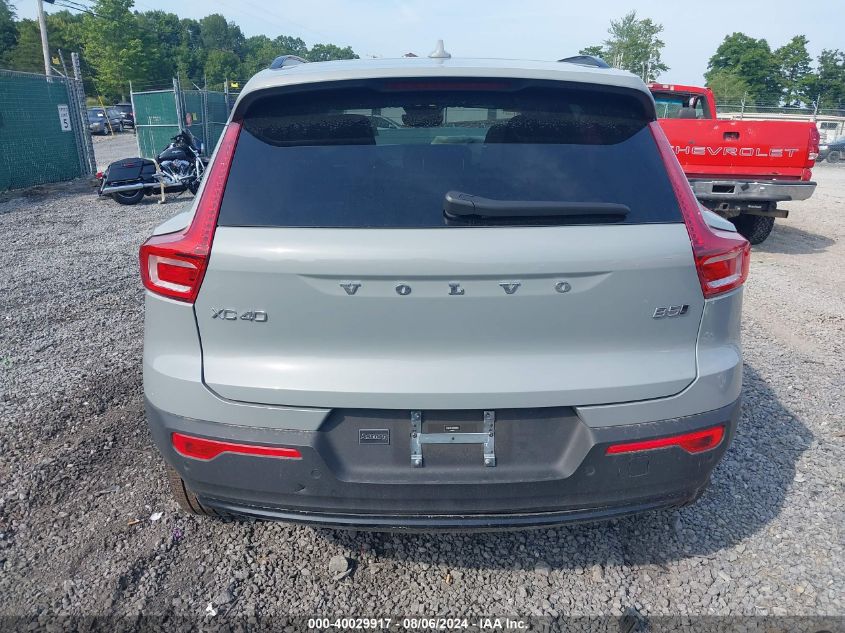 2024 Volvo Xc40 B5 Plus Dark Theme VIN: YV4L12UL5R2260631 Lot: 40029917