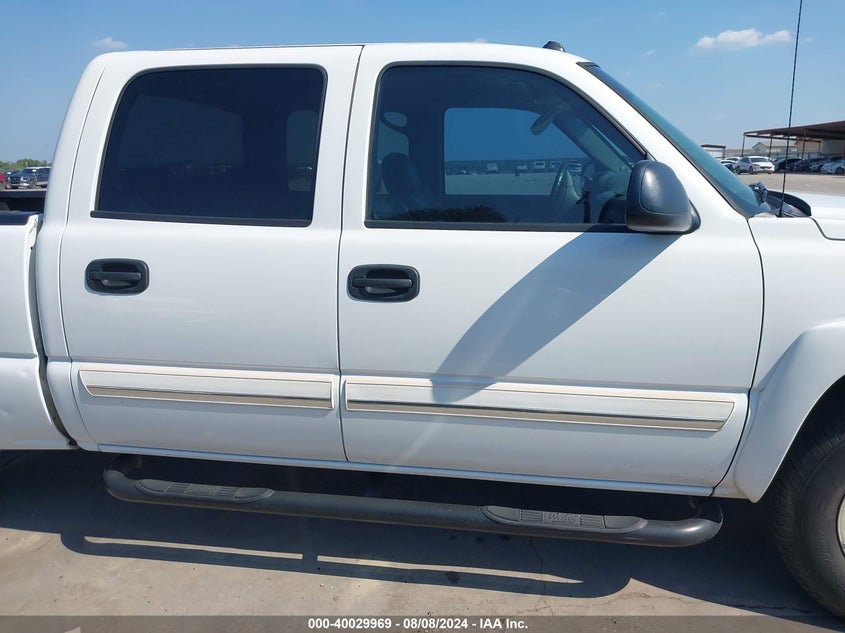 2005 Chevrolet Silverado K1500 VIN: 2GCEK13T451307713 Lot: 40029969