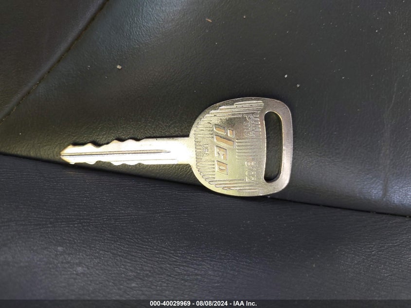 2005 Chevrolet Silverado K1500 VIN: 2GCEK13T451307713 Lot: 40029969