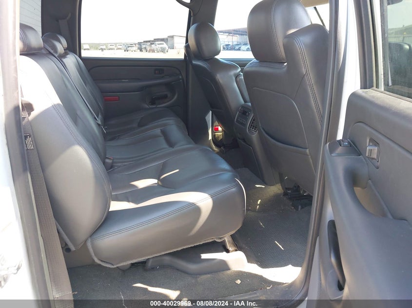 2005 Chevrolet Silverado K1500 VIN: 2GCEK13T451307713 Lot: 40029969