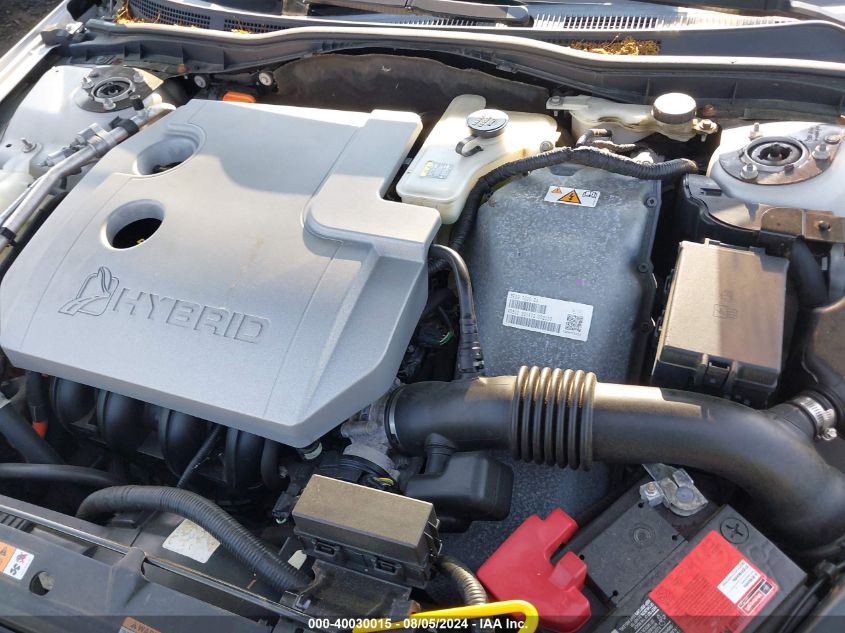 2010 Ford Fusion Hybrid VIN: 3FADP0L32AR392070 Lot: 40030015