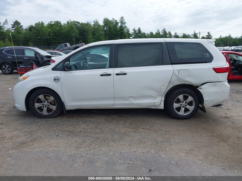 2015 Toyota Sienna VIN: 5TDZK3DC2FS545937 Lot: 40030050