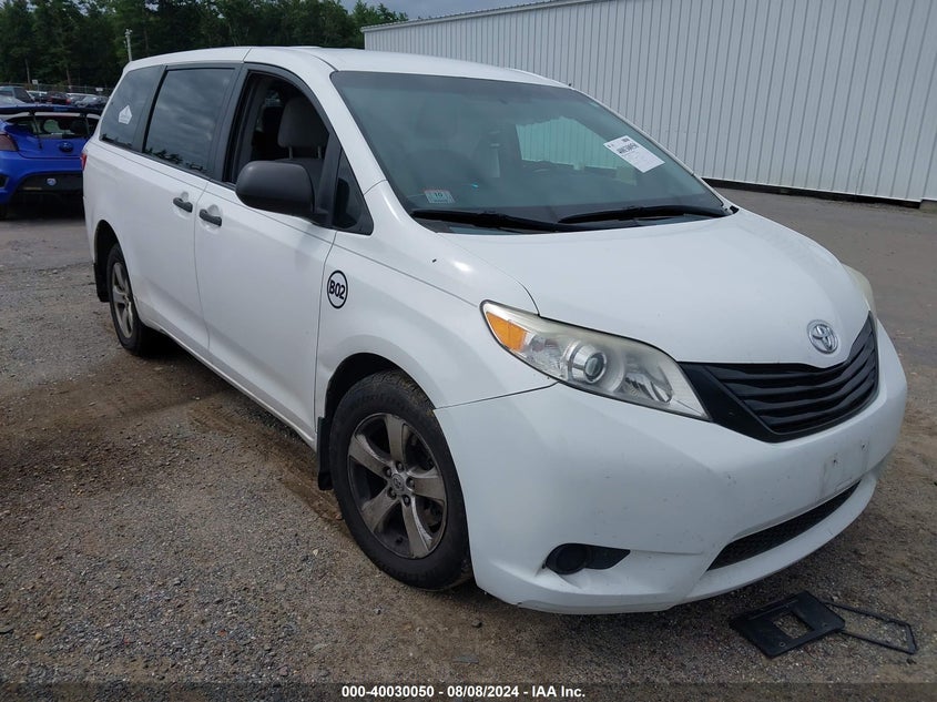 2015 Toyota Sienna VIN: 5TDZK3DC2FS545937 Lot: 40030050
