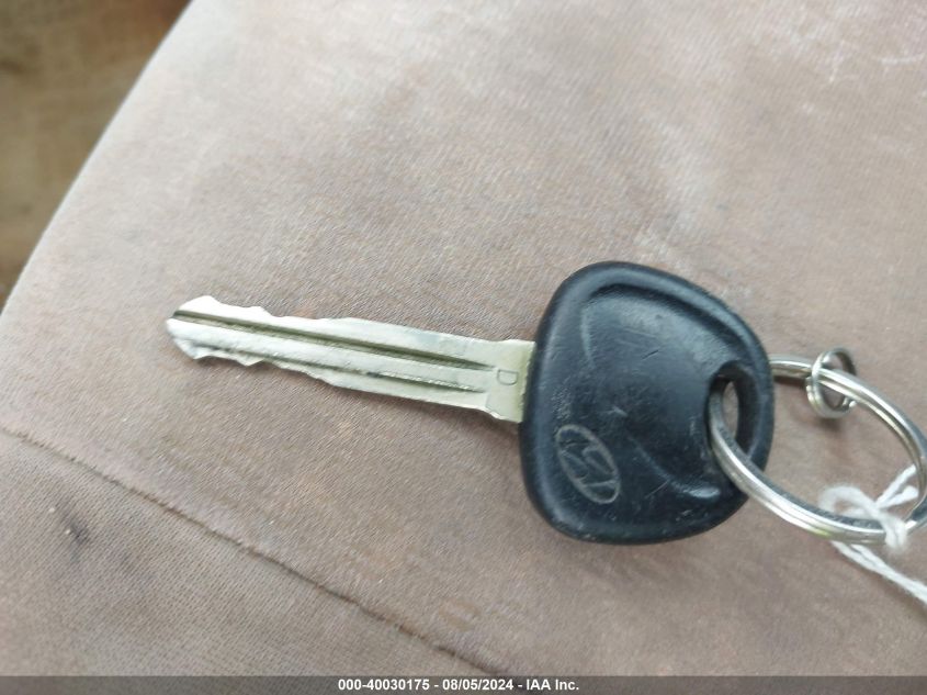 2007 Hyundai Elantra Gls/Limited/Se VIN: KMHDU46D07U190405 Lot: 40030175