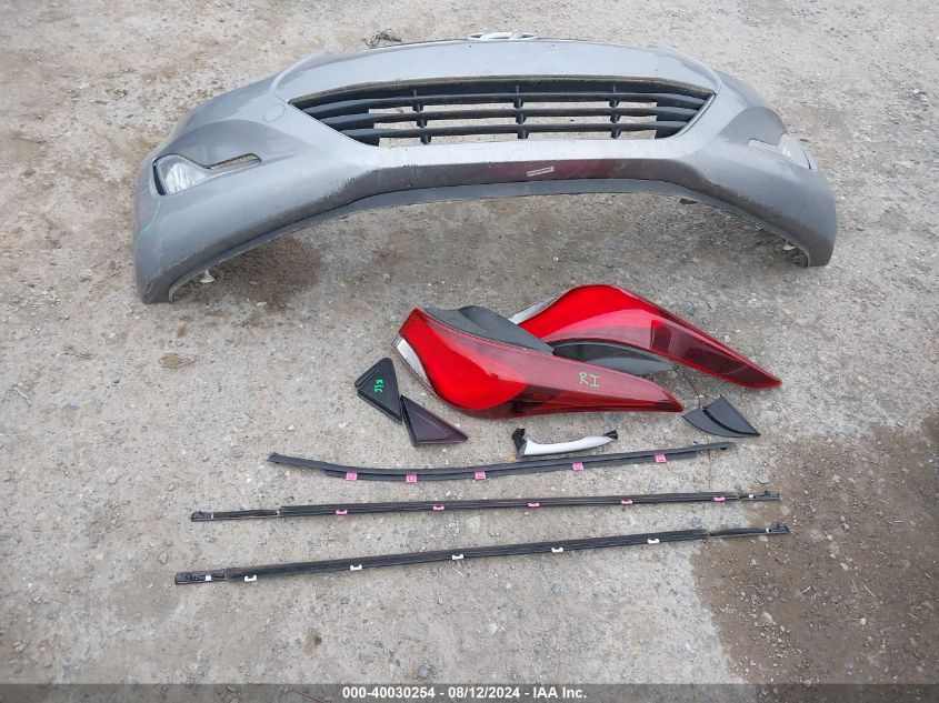 KMHDH4AE9EU110259 2014 Hyundai Elantra Se